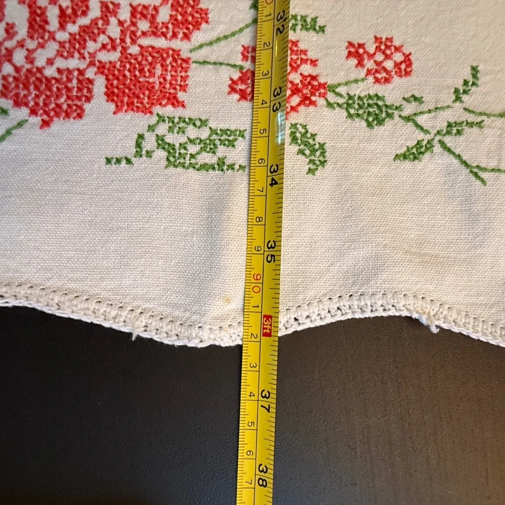 Vintage Hand Embroidered‎ Table Runner Set Floral Cross Stitch White Linen 2pc